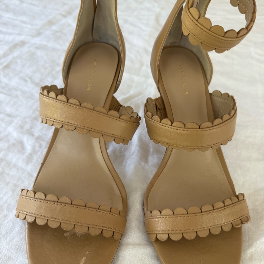 Ann Taylor beige leather sandals/heels size 8